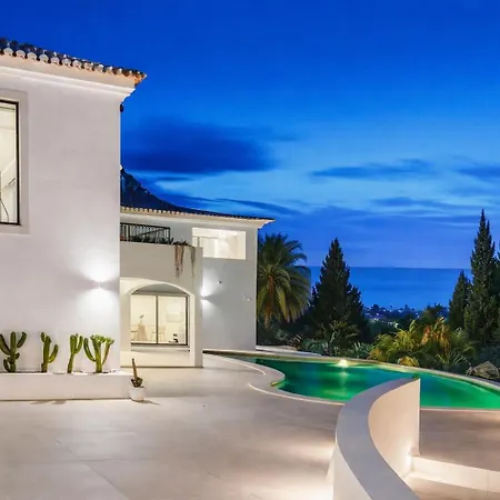 Villa Luxury Sea Views Smart Bliss, 2 Stunning Sea Views, Infinity Pool, Sauna, Gym, Cinema, Full Smart Technology And Full Privacy