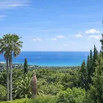 Luxury Sea Views Smart Bliss, 2 Stunning Sea Views, Infinity Pool, Sauna, Gym, Cinema, Full Smart Technology And Full Privacy *