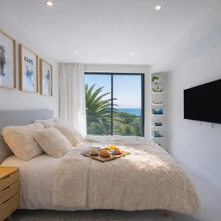 Luxury Sea Views Smart Bliss, 2 Stunning Sea Views, Infinity Pool, Sauna, Gym, Cinema, Full Smart Technology And Full Privacy * Luz