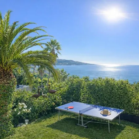 Luxury Sea Views Smart Bliss, 2 Stunning Sea Views, Infinity Pool, Sauna, Gym, Cinema, Full Smart Technology And Full Privacy Villa *