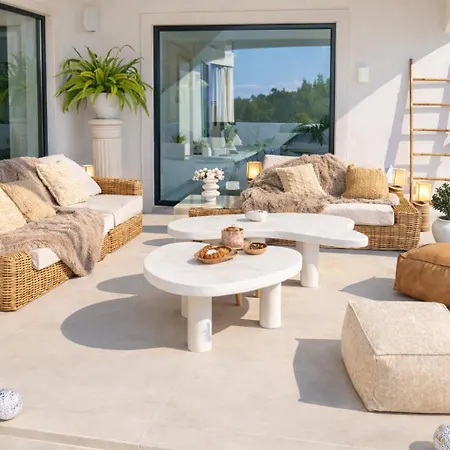 Villa Luxury Sea Views Smart Bliss, 2 Stunning Sea Views, Infinity Pool, Sauna, Gym, Cinema, Full Smart Technology And Full Privacy